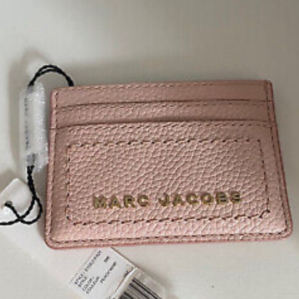 New MARC JACOBS Leather Card Holder Peach /Pink Gold Tone Hardware Slim Wallet - Picture 2 of 7